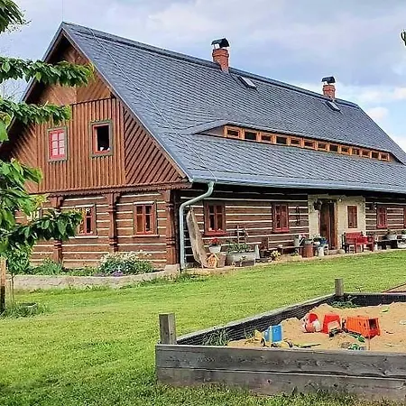 Roubenka U Oli *