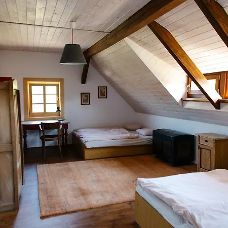 Roubenka U Oli * Chlum (Liberec)